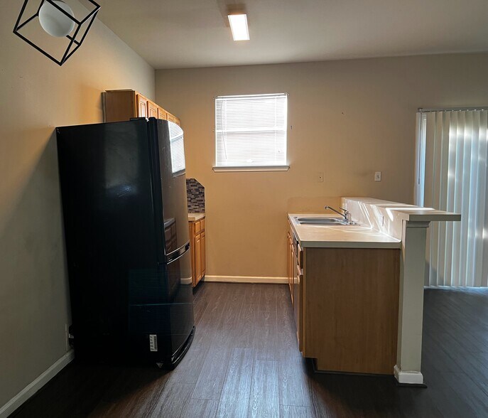 Building Photo - 11807 Chetman Dr