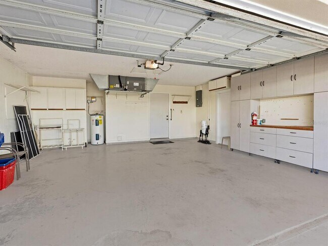 Building Photo - 799 Harrington Lake Dr N