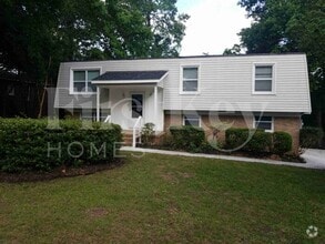 Building Photo - 1231 Springhill Rd