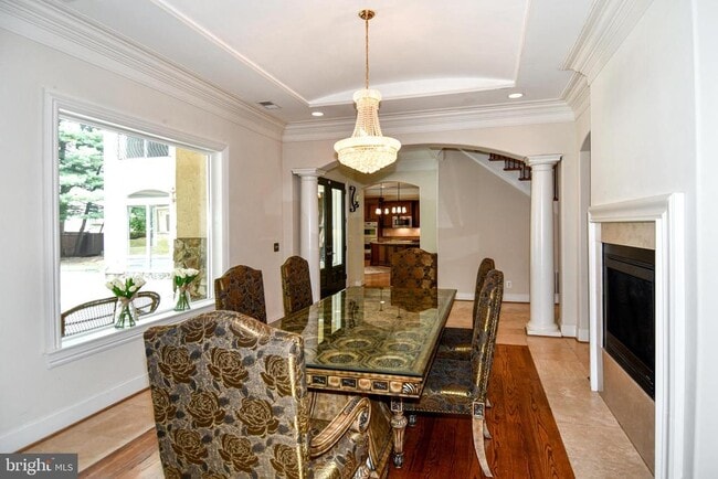 Building Photo - 7104 Old Dominion Dr