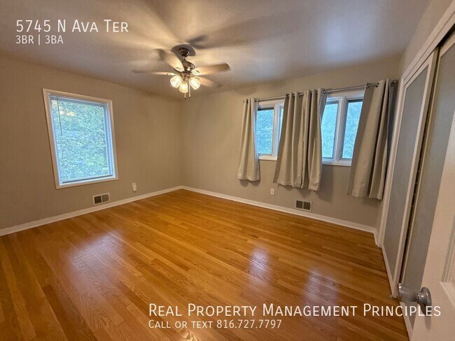 Building Photo - 5745 N Ava Terrace