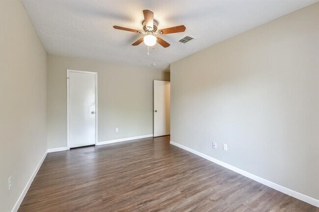 Building Photo - 16626 Royal Mile Ln