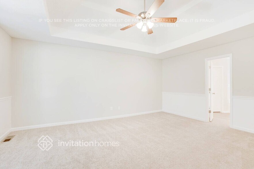 Building Photo - 460 Austin Dr