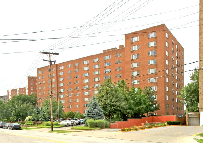 Building Photo - The Berkshire
