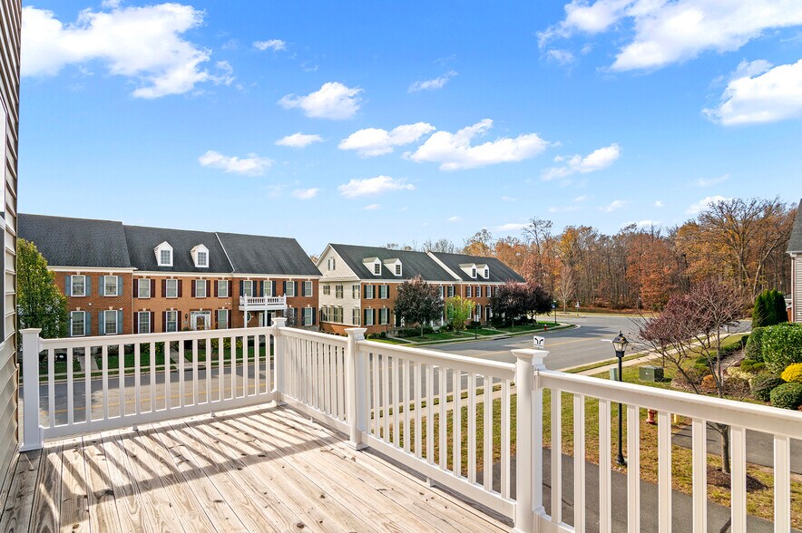 Building Photo - 23149 Dunlop Heights Ter