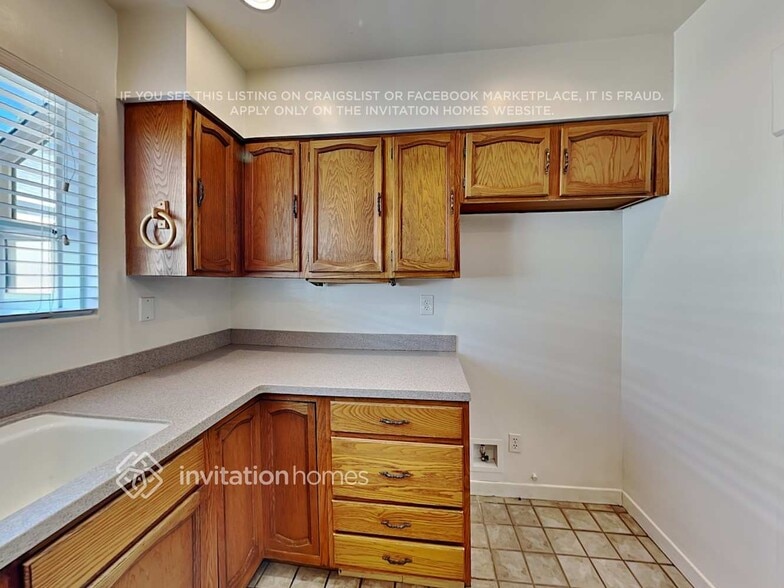 Building Photo - 6210 Blucher Ave