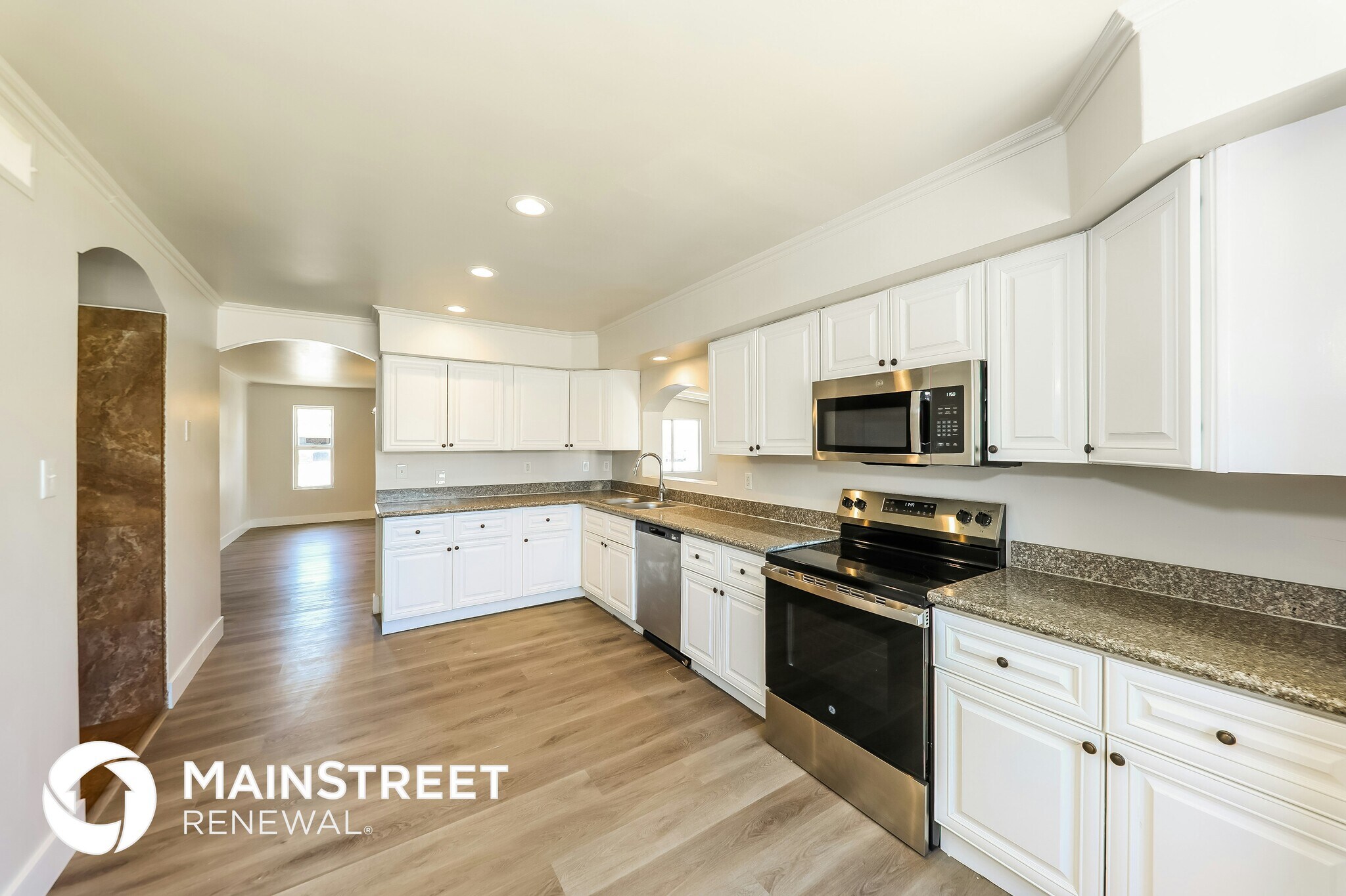 Building Photo - 4031 N 59th Dr