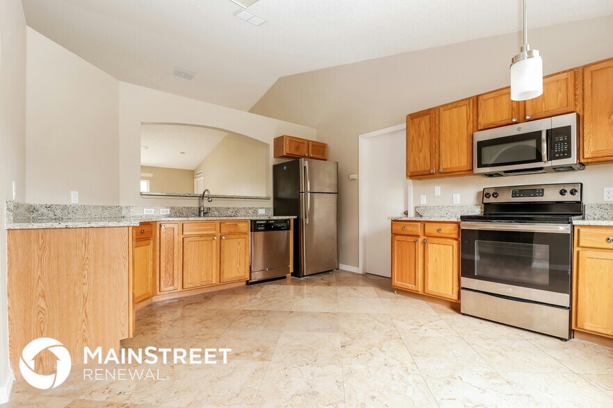 Building Photo - 12276 Pine Bluff St