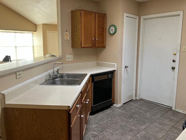 Building Photo - 11323 Jarbo Pass Dr