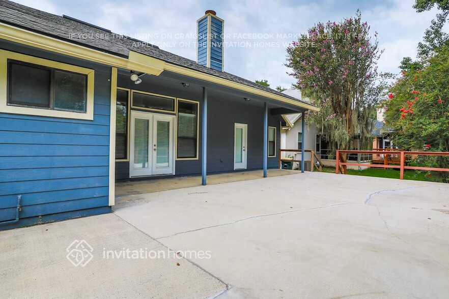 Building Photo - 11584 Alexis Forest Dr