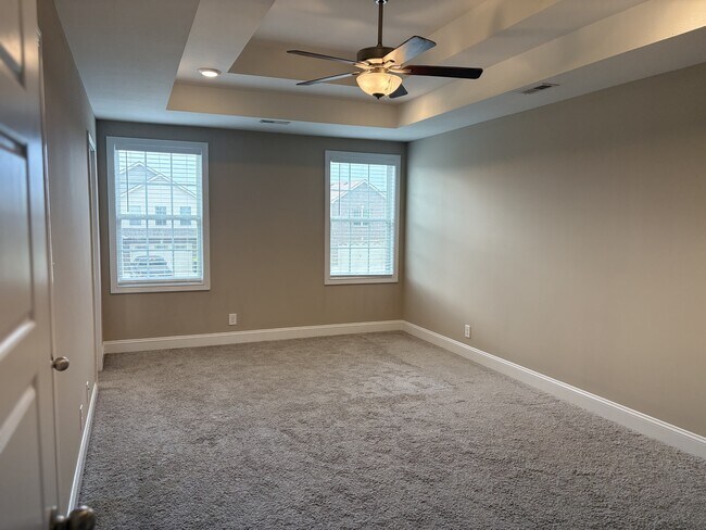 Building Photo - 235 Dugger Dr