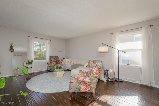 Building Photo - 2914 Burnham Jump Dr