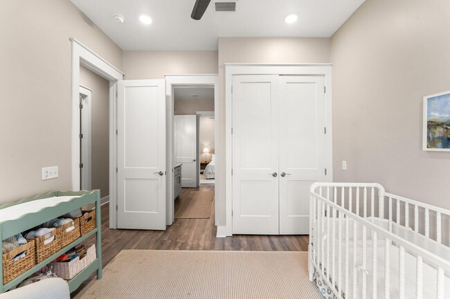 Building Photo - 156 Summer Breeze Ln