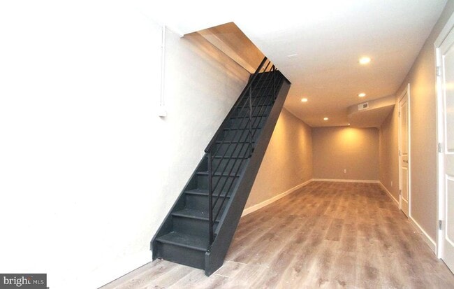 Building Photo - 1271 S 24th St