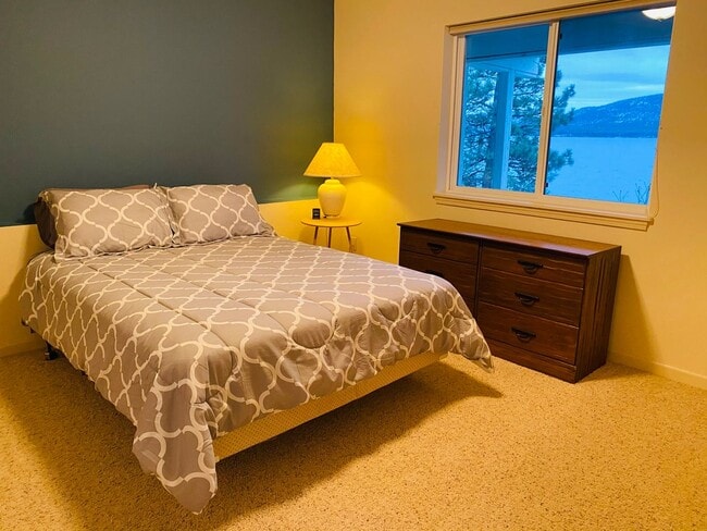 Building Photo - Fully Furnished Winter Rental: Stunning Lakefront Retreat on Little Bitterroot Lake – Marion, Mon...