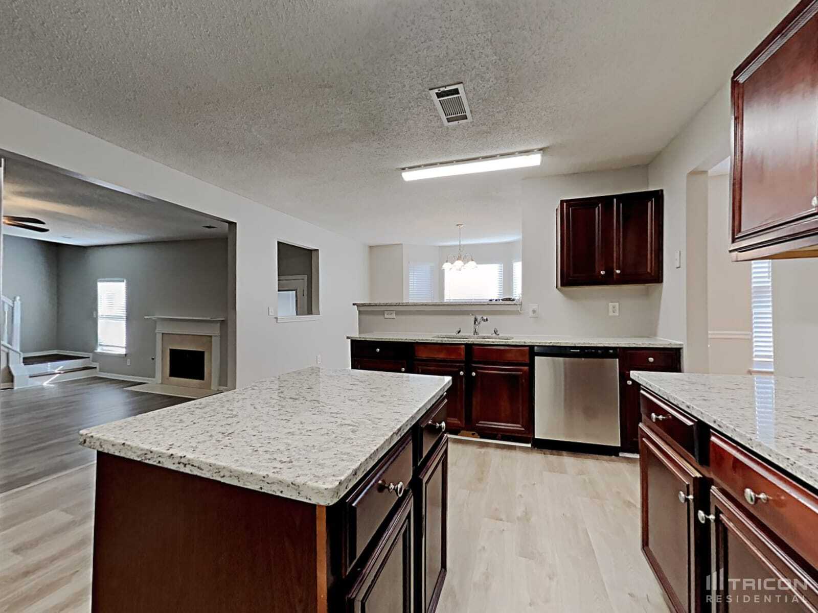 Building Photo - 1051 Summer Cypress Dr