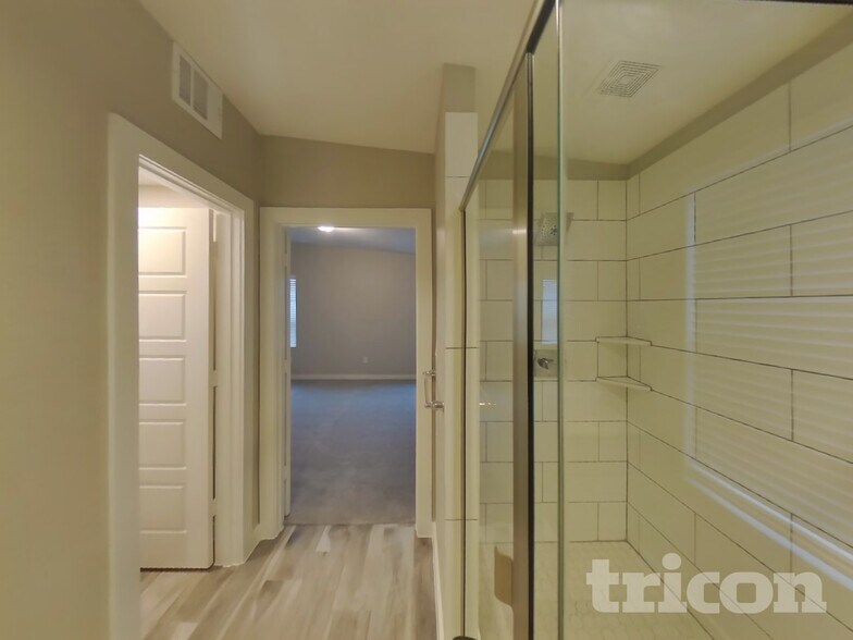 Building Photo - 1409 Wavelet Dr