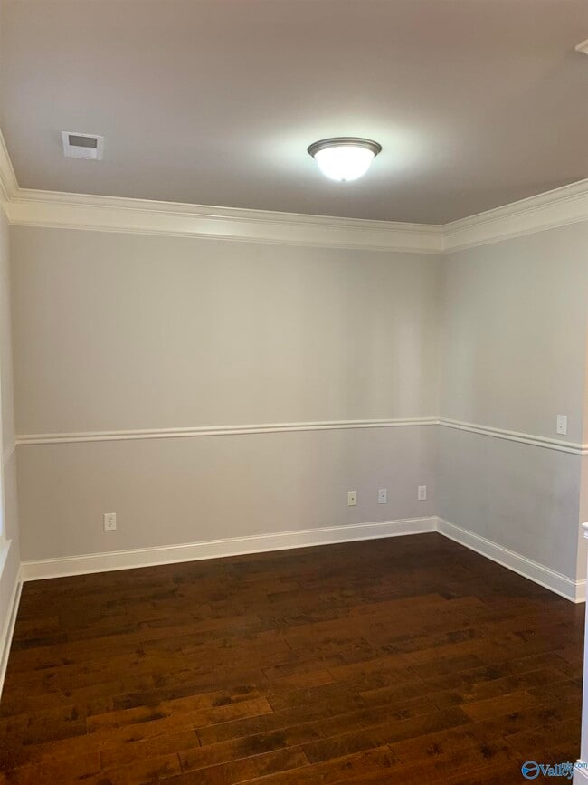 Building Photo - 517 Balsam Terrace Way