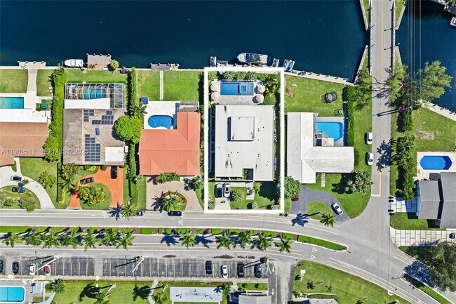 Building Photo - 655 Layne Blvd