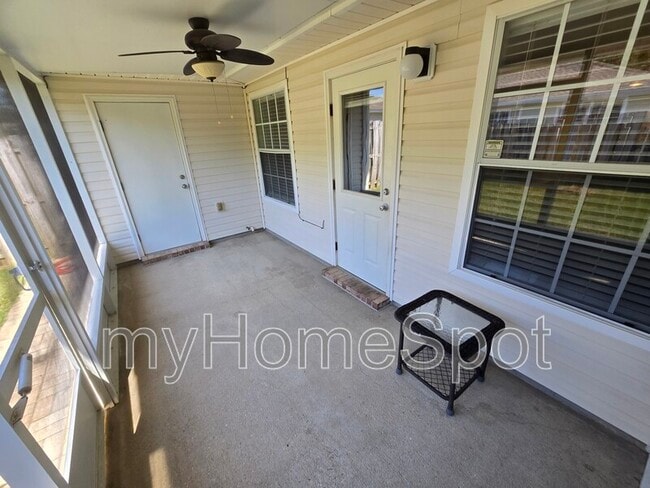 Building Photo - 9783 Cobblebrook Dr