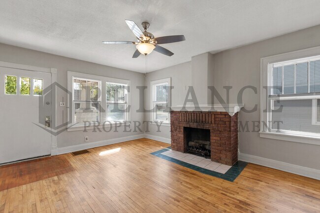 Building Photo - 129 N Meridian Ave
