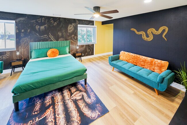 Building Photo - 2609 Center Ave