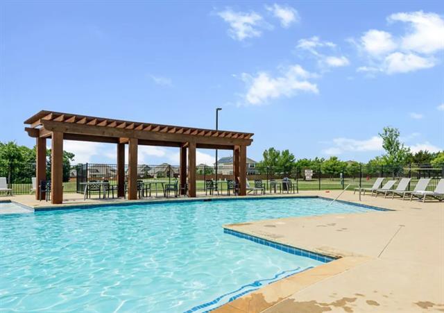 Building Photo - 15555 Appaloosa Dr