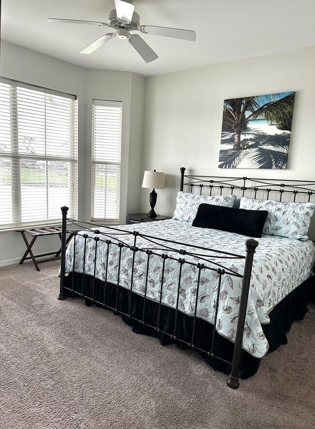 Building Photo - Luxury Fully-Furnished Villa with Golf Access | Annual Rental In Greenlinks at Lely