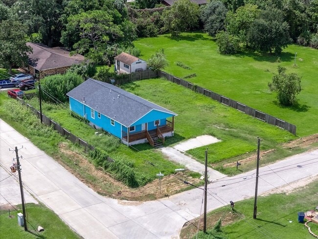 Building Photo - 6403 O Brien St