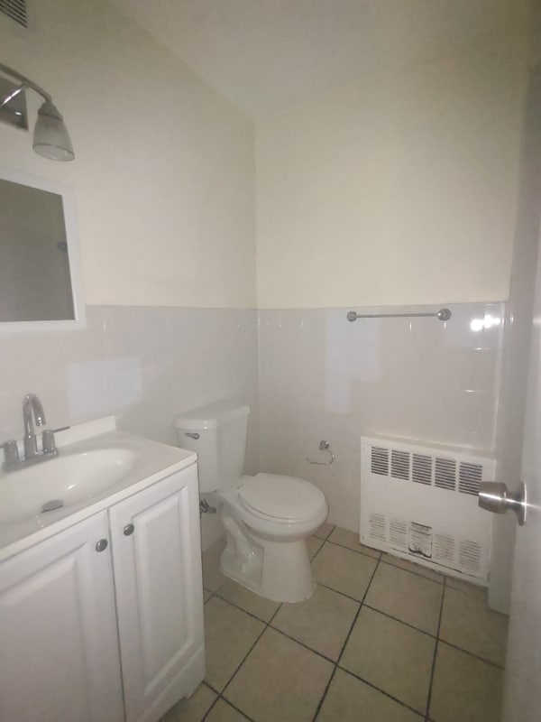 Building Photo - 964 East 100th Street