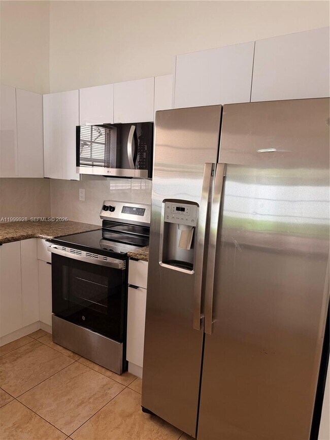 Building Photo - 7862 SW 157th Ct