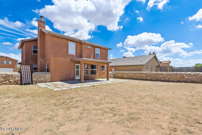 Building Photo - 11941 Mesquite Lake Ln