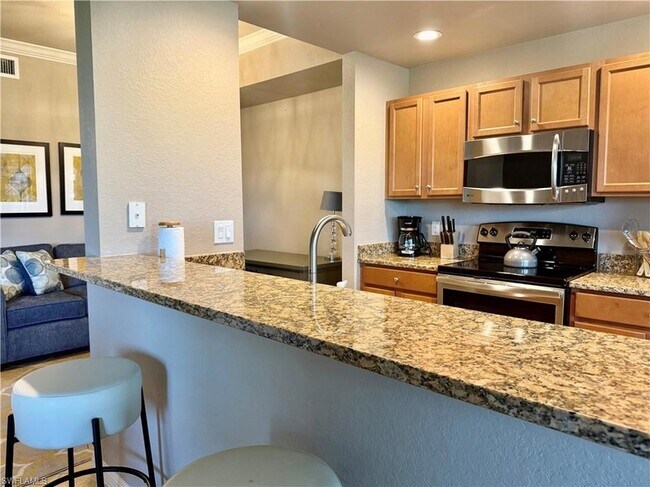 Building Photo - 9735 Acqua Ct