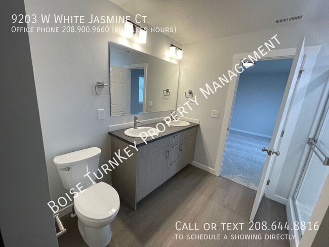 Building Photo - 9203 W White Jasmine Ct