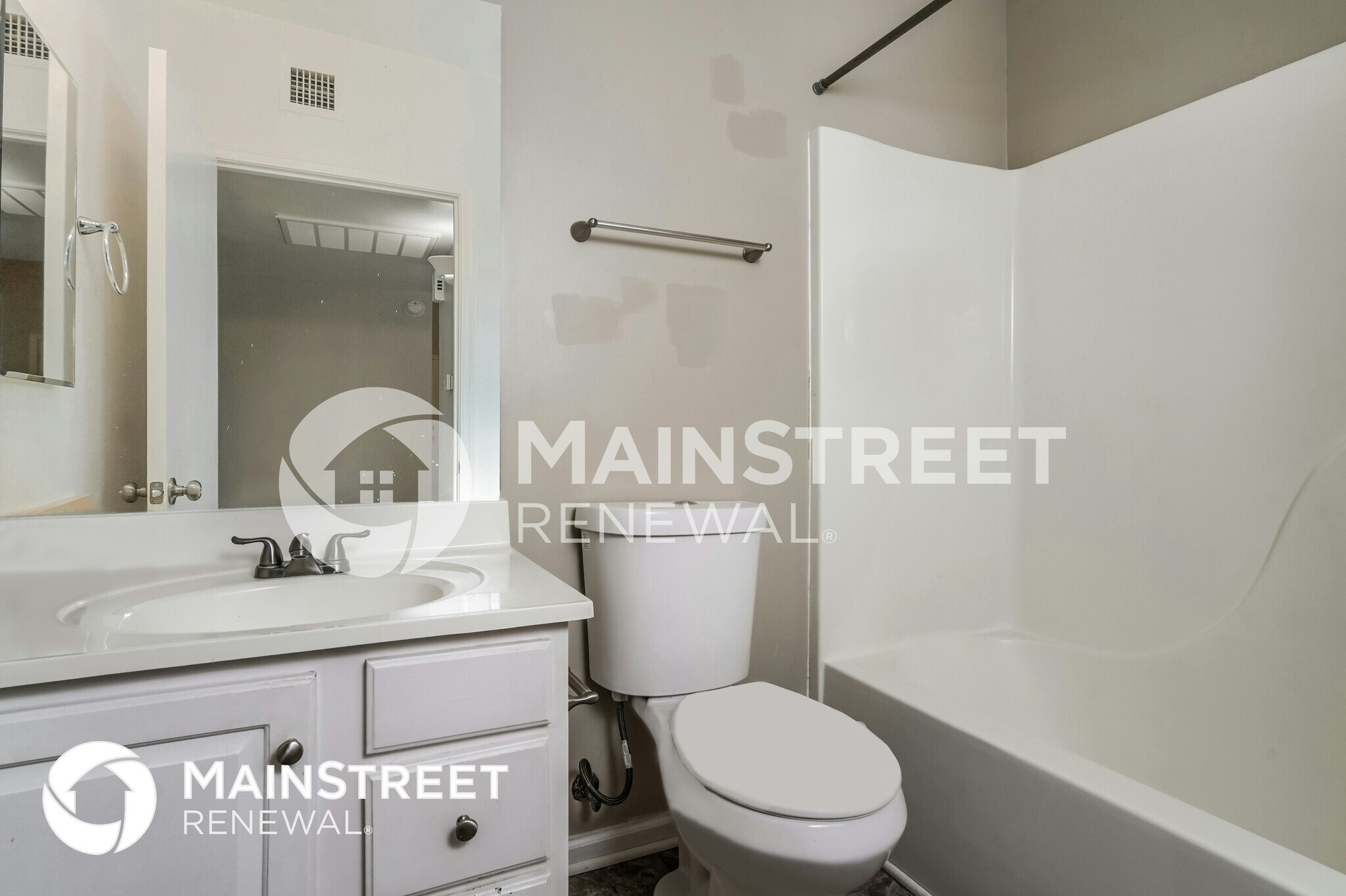 Building Photo - 7001 Matthews Rd