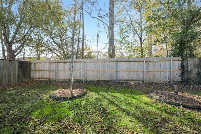 Building Photo - 101 Herwig Bluff Rd