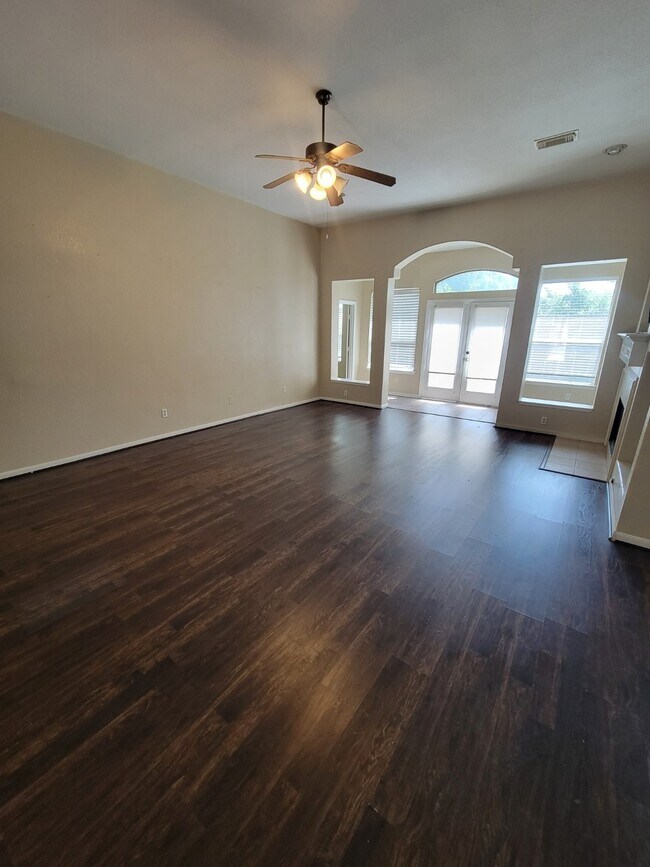 Building Photo - 14410 Floret Estates Ln