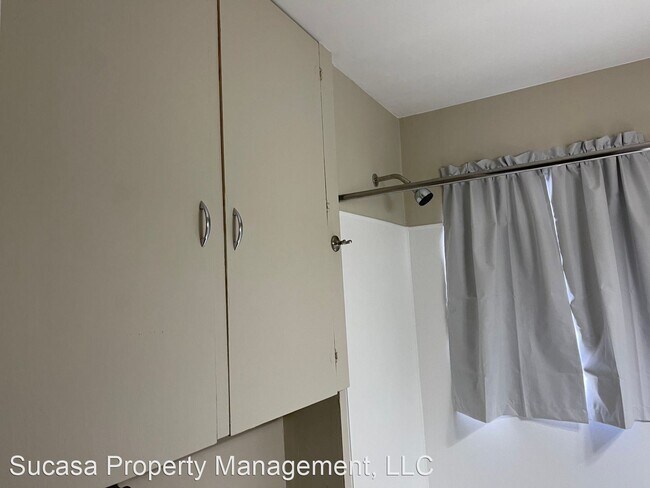 Building Photo - 2 br, 1 bath House - 2535 Rockwood Dr.