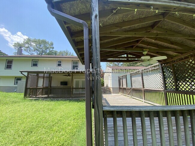 Building Photo - 491 Cropp Rd