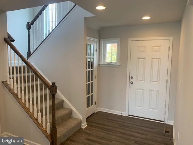 Building Photo - 1771 Bradley Dr