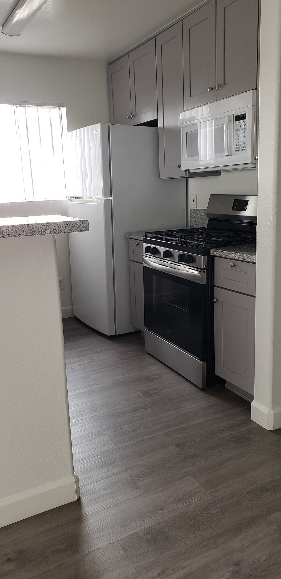 Building Photo - 2965 San Marino St