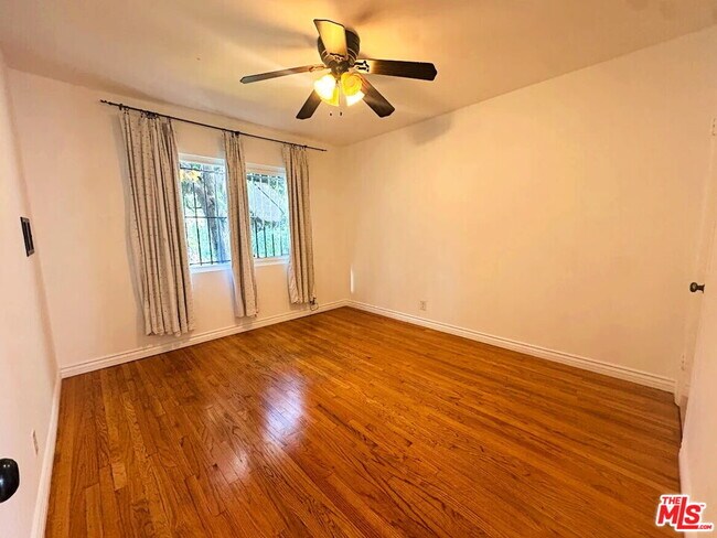 Building Photo - 110 S Rampart Blvd