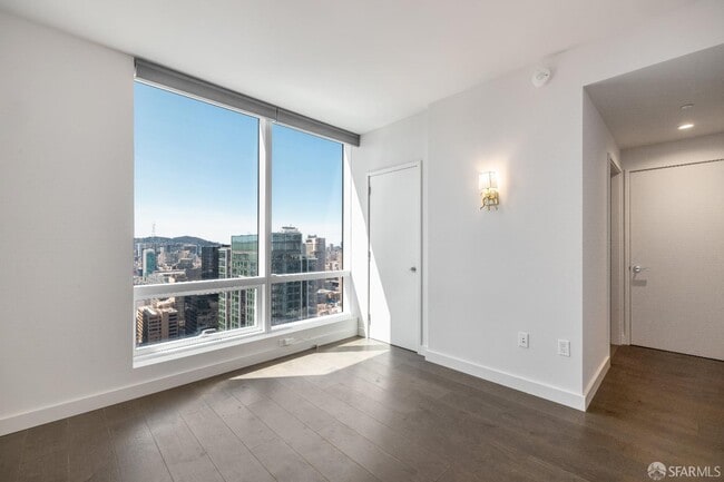Building Photo - 488 Folsom St