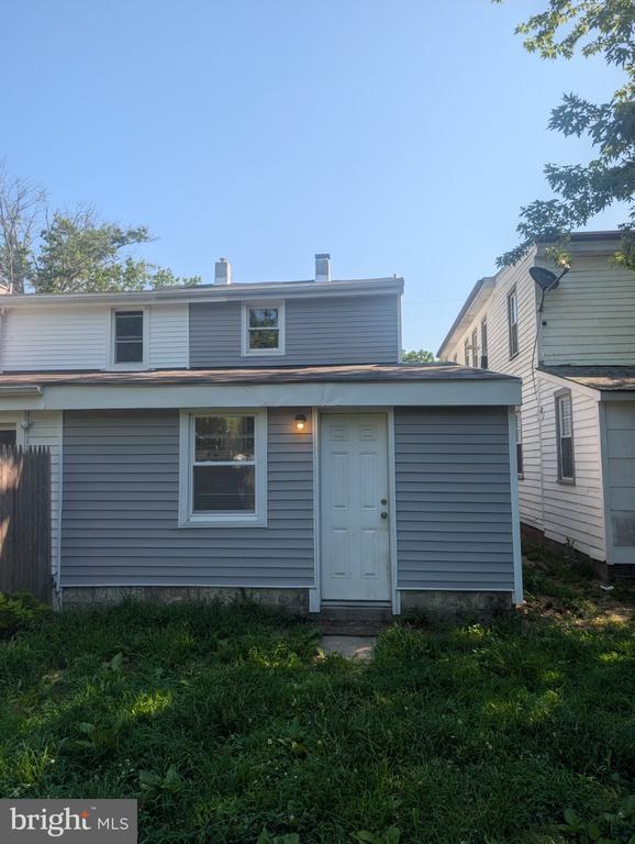 Building Photo - 219 Wesley St