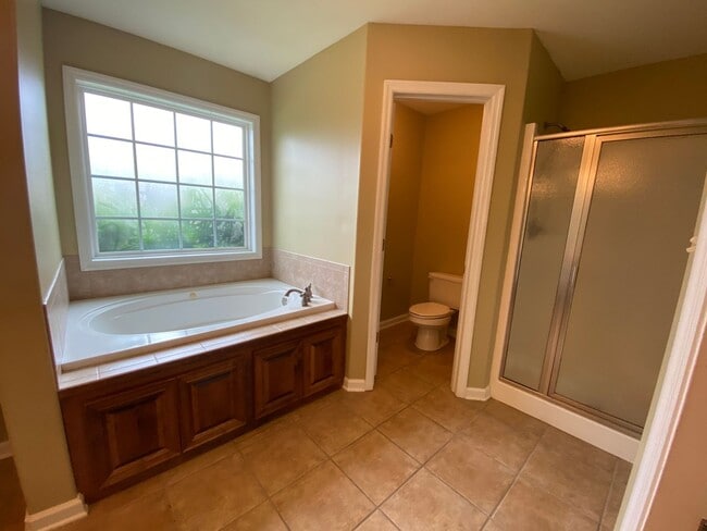 Building Photo - 5618 Emily Ln