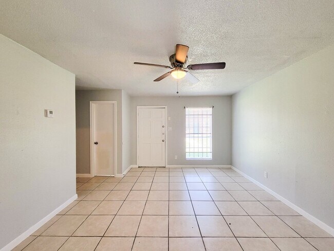 Building Photo - 12330 Ormandy St