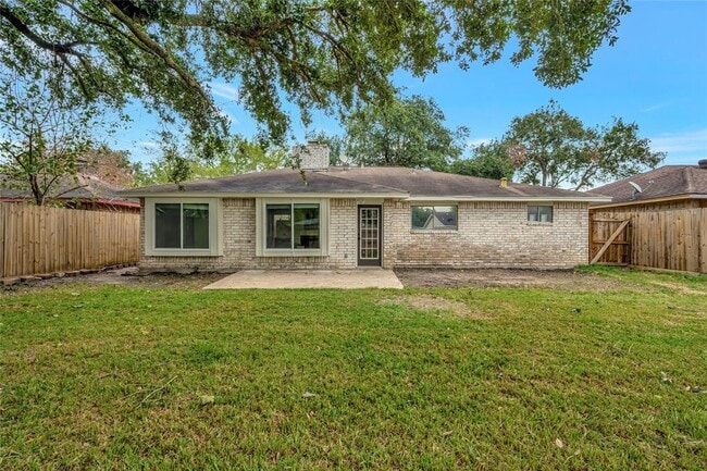 Building Photo - 16634 Bougainvilla Ln