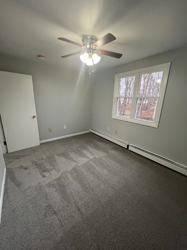 Building Photo - 30 Carolyn Terrace