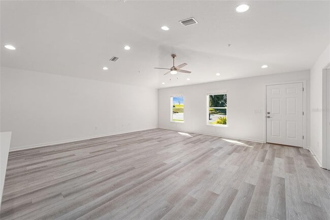 Building Photo - 4417 NW 74th Terrace