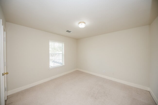 Building Photo - 5839 Sonoma Ridge